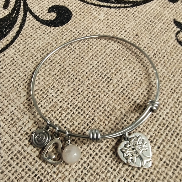 Family Tree Charm Bracelet - Picture 7 of 13